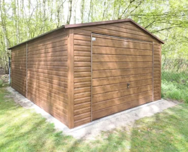 Jednotlivá garáž 4×6 m Štítová střecha Dekor dřeva