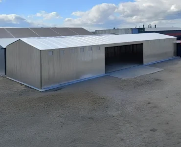 Hala 27×10 m Štítová střecha Zinek